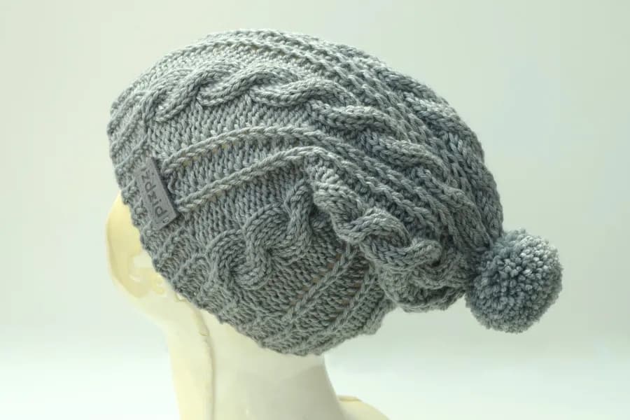 Ile oczek na czapkę męską? Kluczowe informacje i wskazówki dla każdego